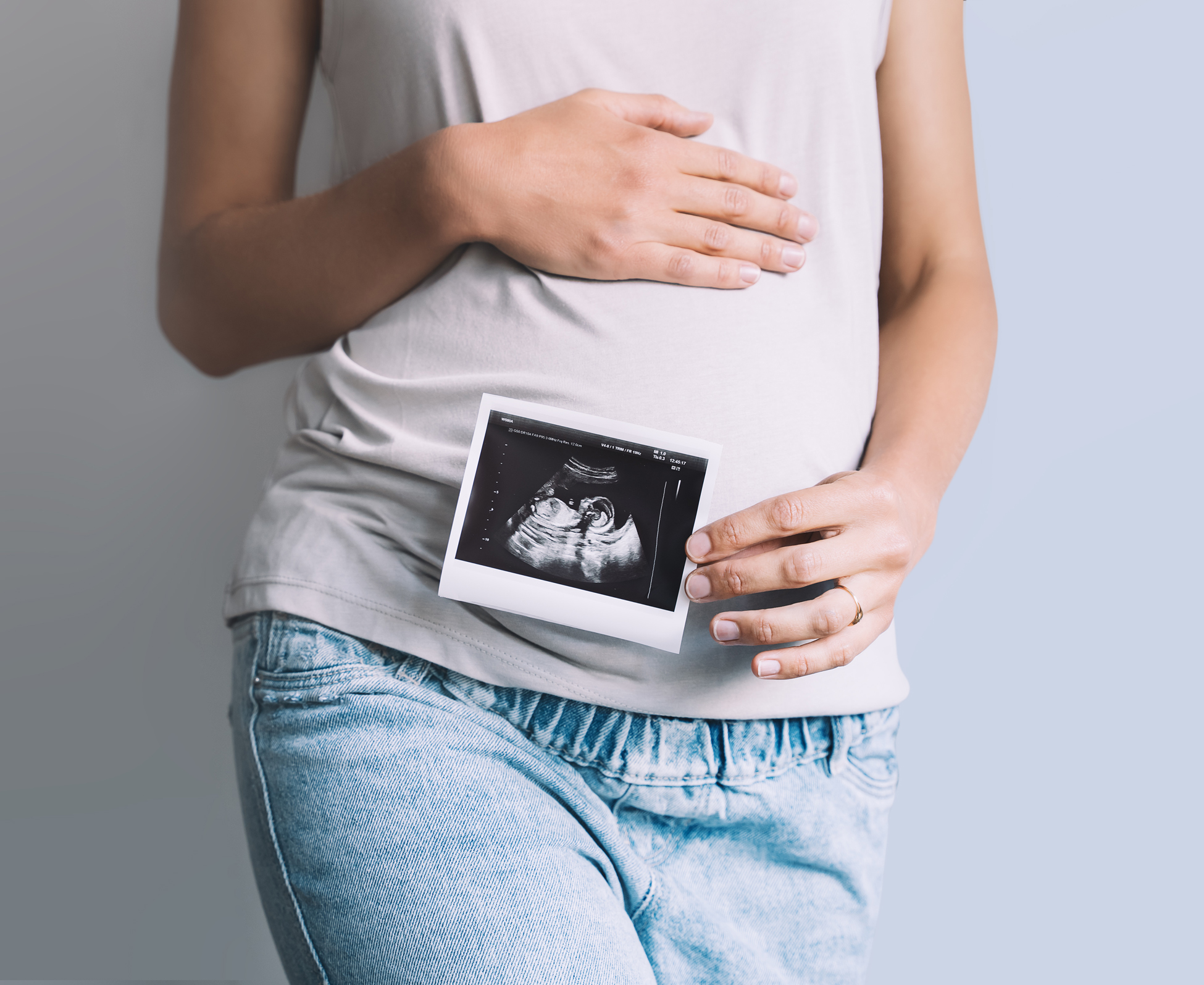 8. tydzień ciąży – co dzieje się z mamą i dzieckiem?