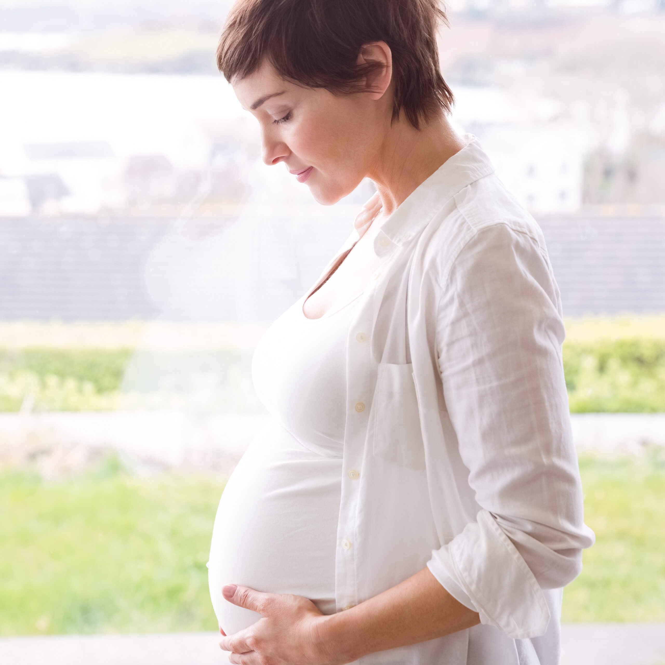 „Ciąża geriatryczna” – od kiedy mówimy o późnej ciąży i jakie powikłania się z nią wiążą?